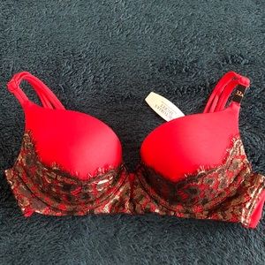New Victoria Secret push-up bra